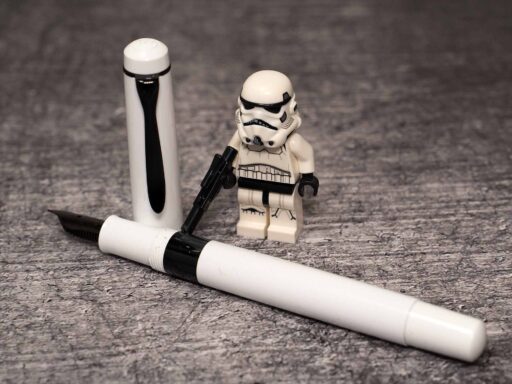 Pelikan m100 stormtrooper